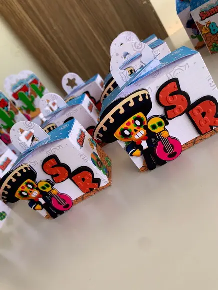 Kit 40 Peças - Brawl Stars + Topo de Bolo