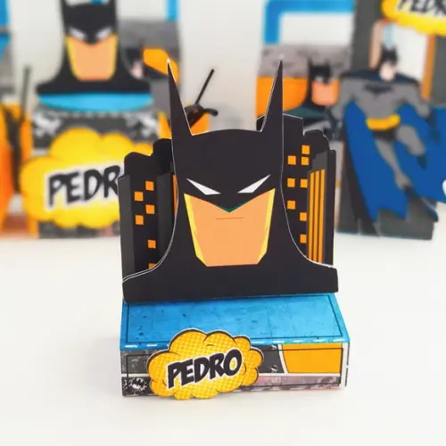Kit 40 Peças Lembrancinha - Batman + Brinde