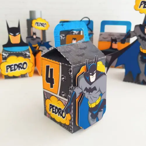 Kit 40 Peças Lembrancinha - Batman + Brinde