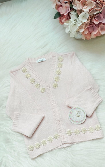 Casaquinho Infantil de Tricô Rosa Bebê com Pérolas