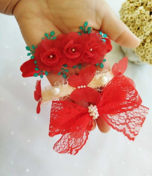 Kit Faixinhas Vermelhas para Bebê Laços e Flores Delicadas