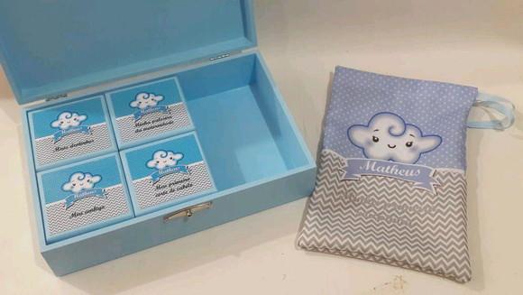 Caixa recordação bebê menino_ chuva de benção