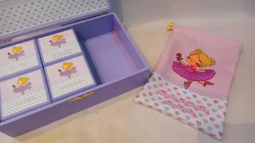 Caixa Recordação Bailarina Lilas