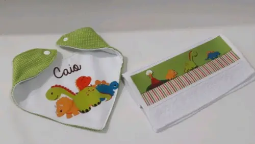 Kit para bebê _presente personalizado dinossauro