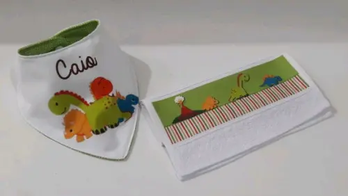 Kit para bebê _presente personalizado dinossauro