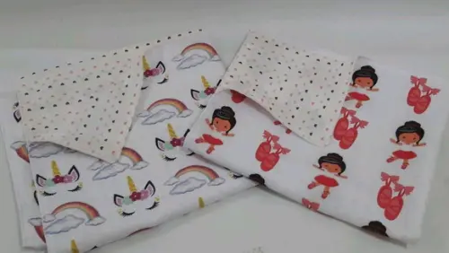 Manta personalizada para bebê_ menina