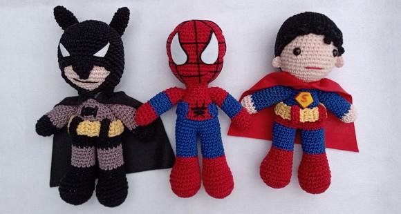 Super Herói - Escolha: Batman, Superman ou Homem Aranha