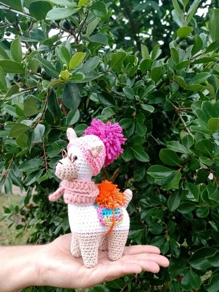 Lhama Hipster, Amigurumi