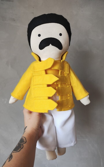 Boneco Freddie Mercury Queen