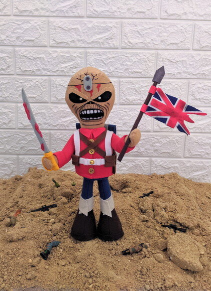 Boneco Eddie Iron Maiden em Feltro