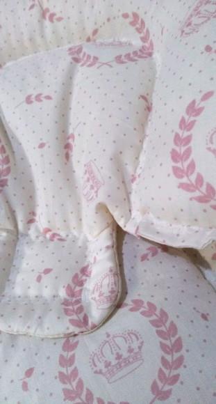 Almofada de bebê conforto.