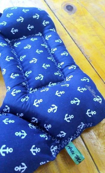 Almofada de pescoço infantil.