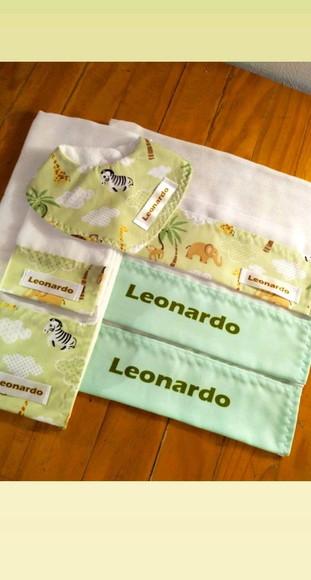 Conjunto Babador Fraldas, Personalizado com Nome.