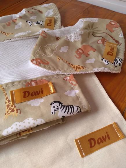 Conjunto de Fraldas de pano personalizado.
