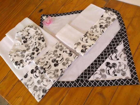 Conjunto de Fraldas de pano.