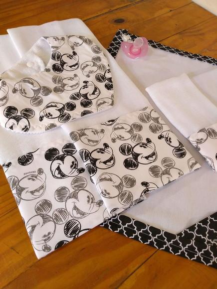Conjunto de Fraldas de pano.