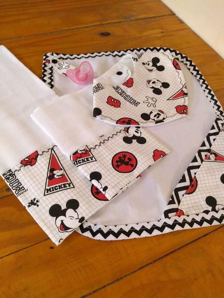 Conjunto de Fraldas de pano.