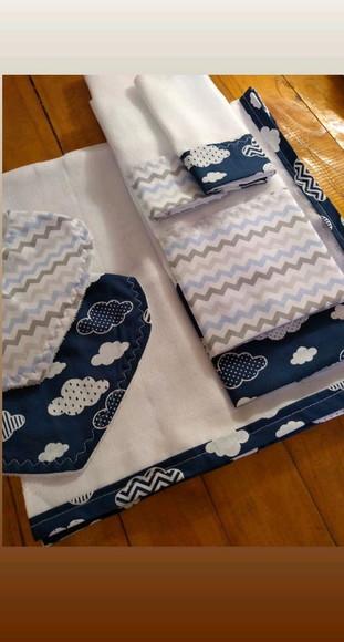 Conjunto de Fraldas de pano.