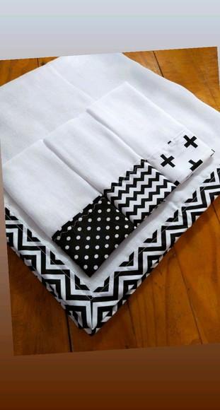 Conjunto de Fraldas de pano.