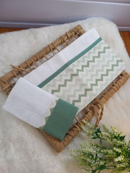 Kit 1 Fralda de Ombro, 1 Fralda Boca 100% Algodão Babete
