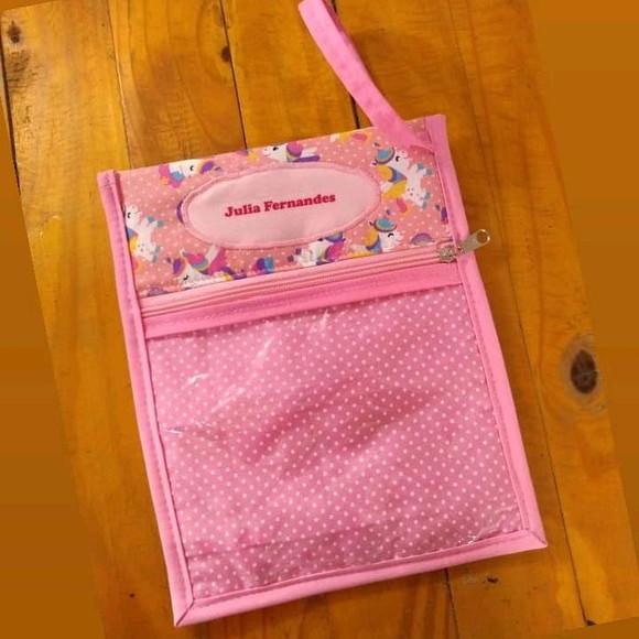 Kit, Conjunto para Escolinha.