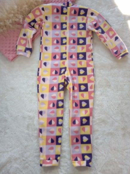 Macacão Pijama em Microsoft. (1, 2 ou 3 Anos)