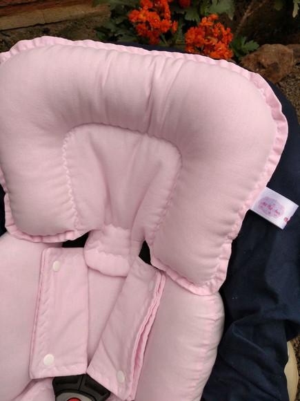 Redutor de Bebê Conforto Almofada com Protetor de Cinto.