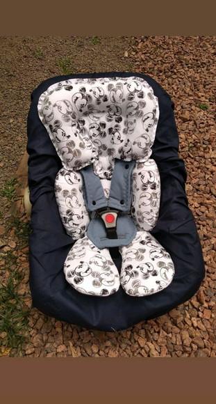 Redutor de Bebê Conforto Mickey.