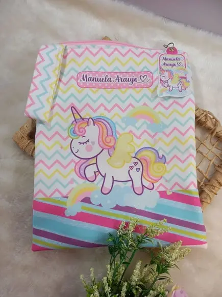 2 x Saquinho Personalizado, Infantil 28x35 1x Estojo Bucal.