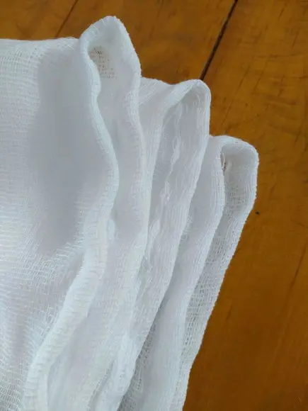 3x Fralda de Ombro Branca 100% Algodão em Bainha 36x80