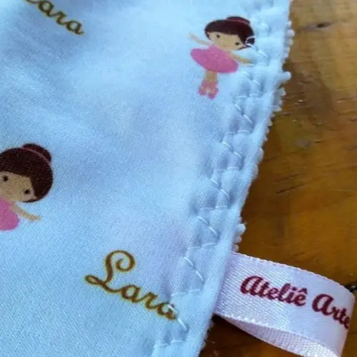 Babador e Laço Infantil.