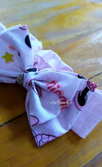 Babador e Laço Infantil.