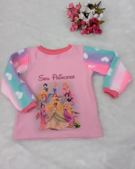Blusa Soft Princesas 2 anos.