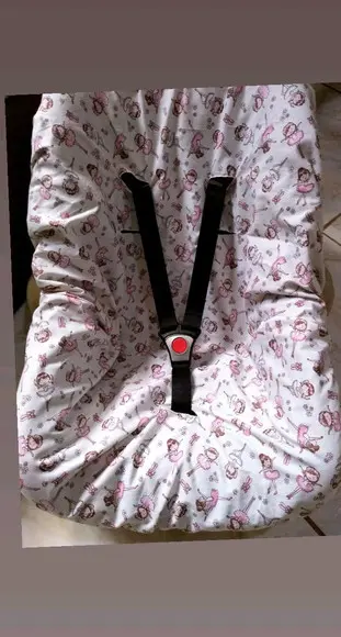 Capa para Bebê Conforto em Tecido.