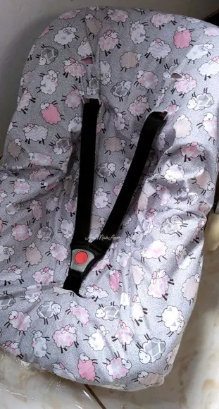 Capa para Bebê Conforto em Tecido.
