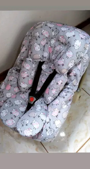 Capa para Bebê Conforto em Tecido.