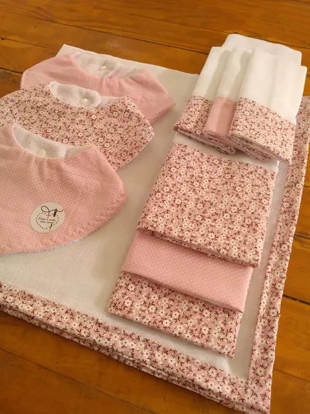 Conjunto de Fraldas de pano.