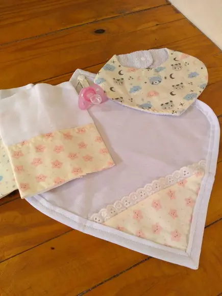 Conjunto de Fraldas de pano.