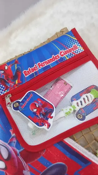 Estojo Higiene Bucal Personalizado 1x Toalha Homem Aranha.