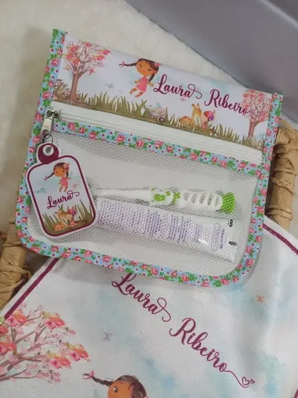 Estojo Higiene Bucal Personalizado com Toalhinha.