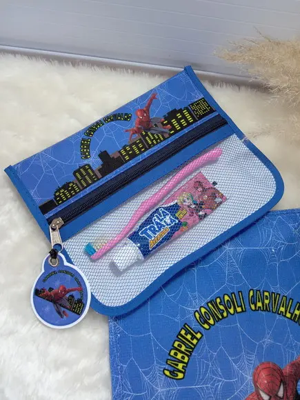 Estojo Higiene Bucal Personalizado com Toalhinha.