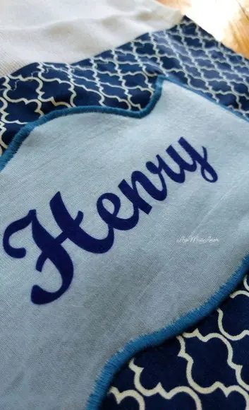 Fralda com nome personalizado.