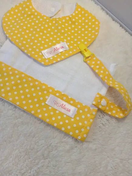Kit Babador + Fralda de Boca Pequena + Prendedor de chupeta