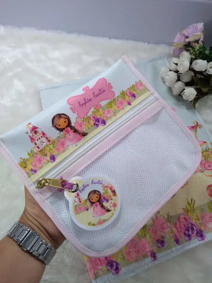 Kit Escolar Personalizado.