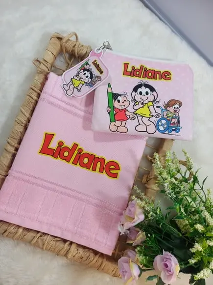 Necessaire Bolsinha Personalizada com Toalhinha Escola Festa