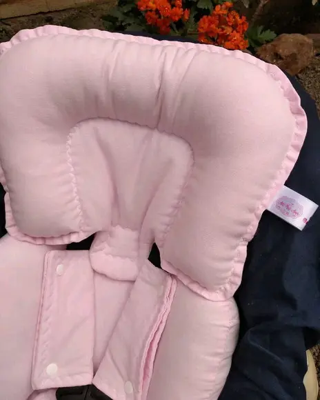 Redutor de Bebê Conforto Almofada com Protetor de Cinto.