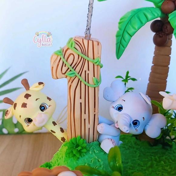 Topo de Bolo Safari em Biscuit