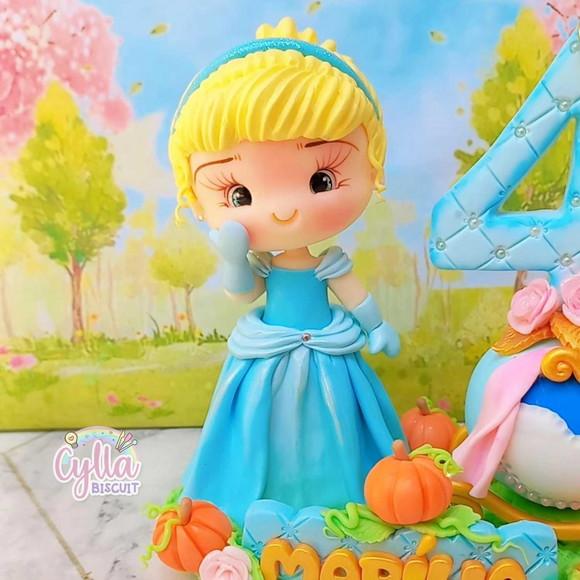 Topo de Bolo Vela Princesa Cinderela de Biscuit