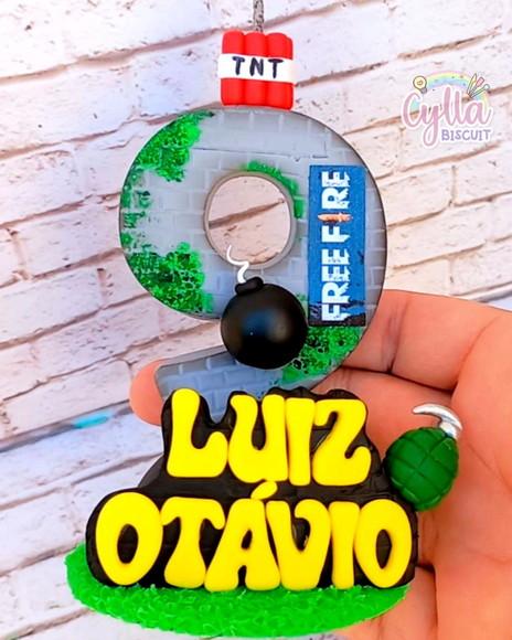 Vela Free Fire em Biscuit