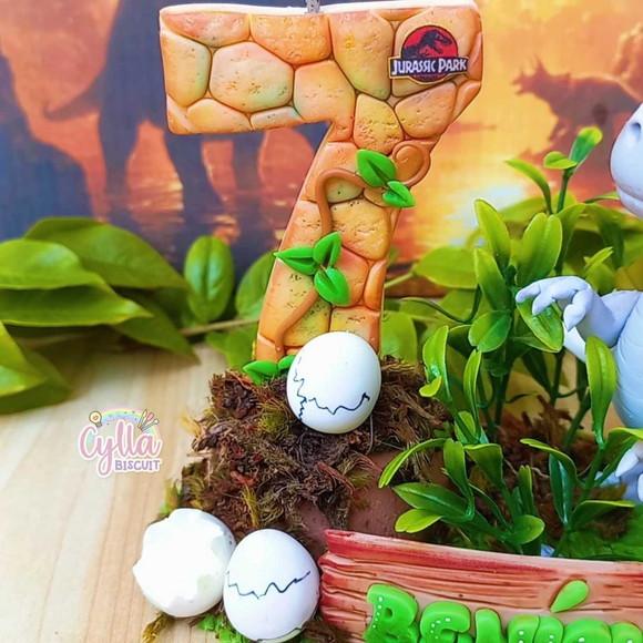 Vela Topo de Bolo Jurassic Park Biscuit